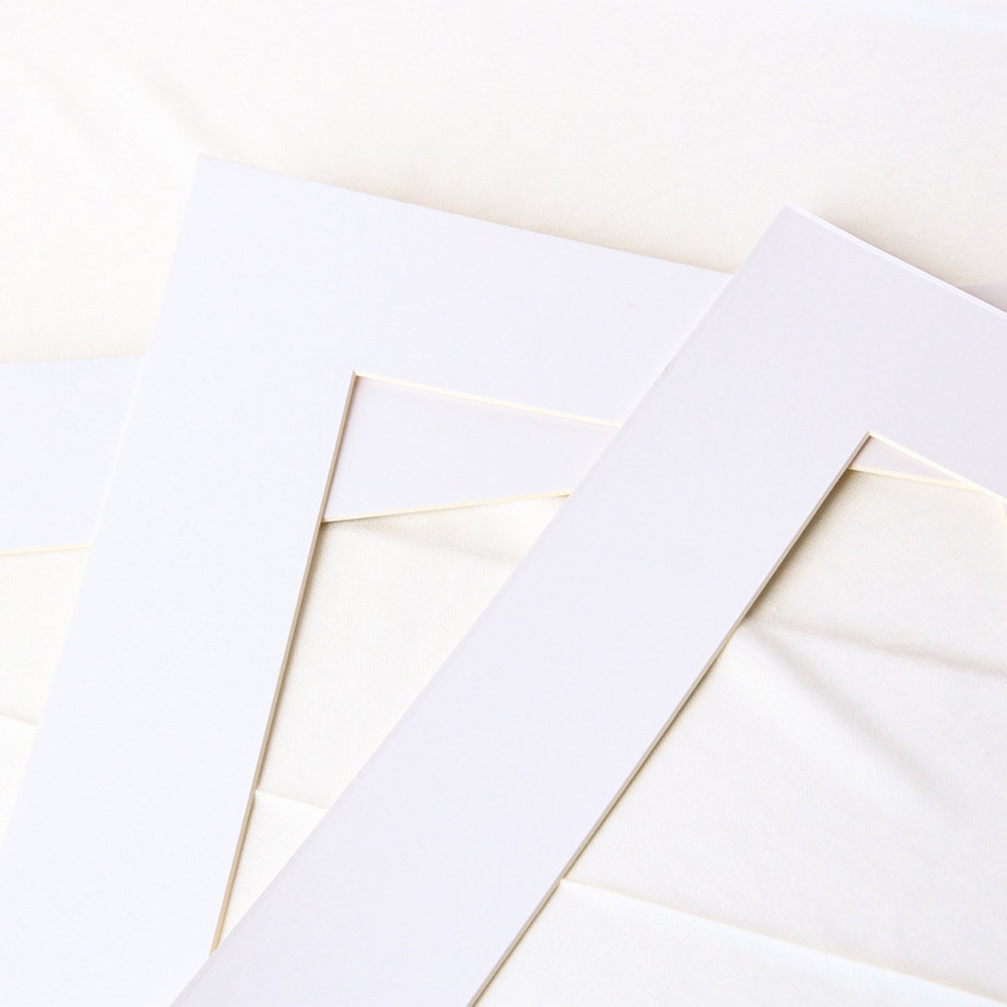 Mat-Board/White Border 24in (60x60cm) to suit 20in (50x50cm) Picture Photo Window